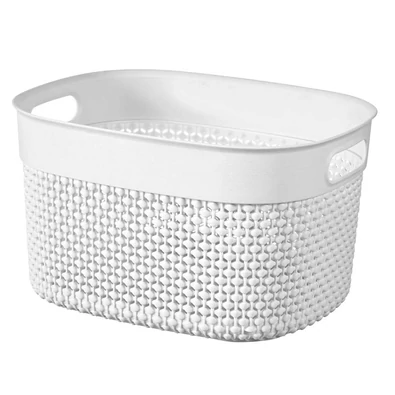Fehér színű CURVER 'FILO RECYCLED' kosár, 6 literes űrtartalommal. Varrt és horgolt mintázattal készült, praktikus fogantyúkkal ellátva. Ideális tárolási megoldás kozmetikumoknak vagy konyhai eszközöknek. Fehér színű CURVER 'FILO RECYCLED' kosár, 6 literes űrtartalommal. Varrt és horgolt mintázattal készült, praktikus fogantyúkkal ellátva. Ideális tárolási megoldás kozmetikumoknak vagy konyhai eszközöknek.