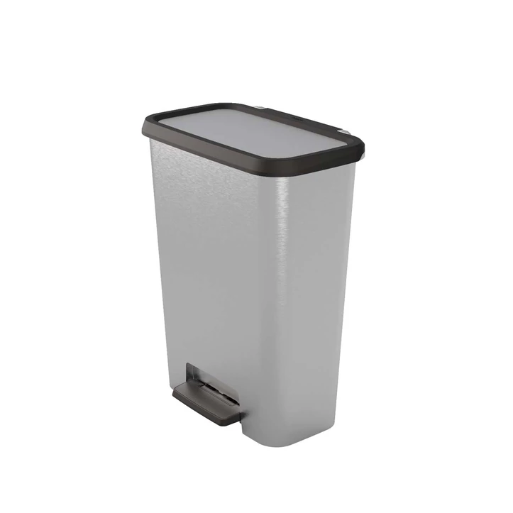 Fémhatású, modern kialakítású CURVER 'COMPATTA' 50L-es pedálos szemetes, amely finoman záródó fedéllel és gumírozott talppal rendelkezik. A szemeteszsák nem látható, ideális modern helyiségekbe.