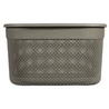 Kép 2/5 - Szürke Curver 'Filo Recycled' kosár, 18 literes űrtartalommal, horgolt mintázattal, modern, praktikus tárolásra alkalmas. Fehér háttéren fotózva, ideális kozmetikumok vagy konyhai eszközök tárolására.