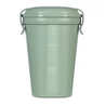 Kép 3/7 - Zöld színű, 0,6L űrtartalmú CURVER 'SMART ECO' Lunch&Go pohár, praktikus kapoccsal a tetején, amely étkezéshez ideális, könnyen hordozható és mikrohullámú sütőben használható. Fehér háttéren fotózva.